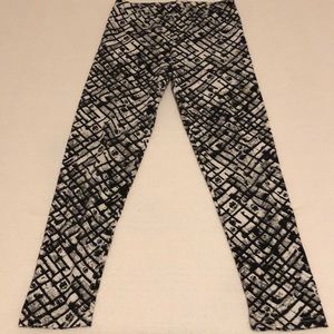 Monster high Girls 10-12 size leggings